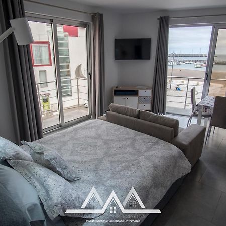 White House I Apartment Praia da Vitoria ภายนอก รูปภาพ