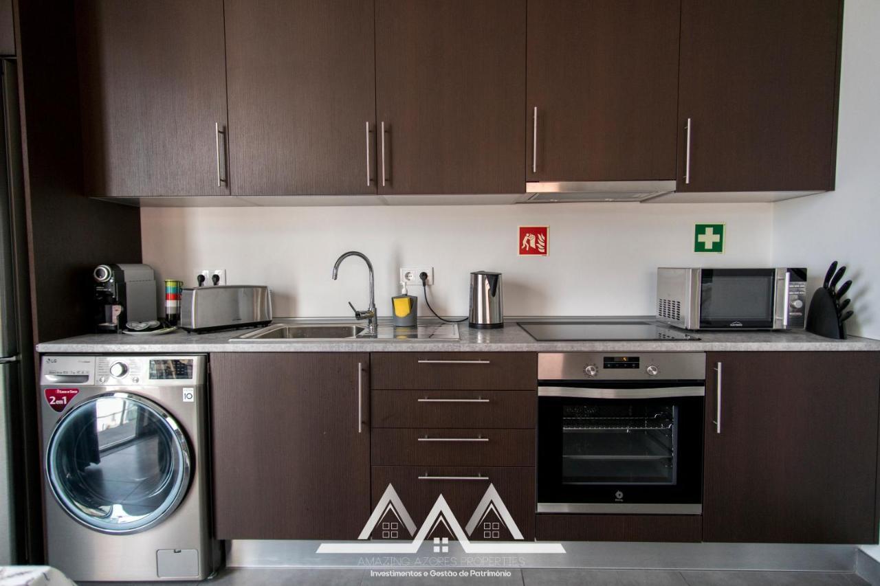 White House I Apartment Praia da Vitoria ภายนอก รูปภาพ