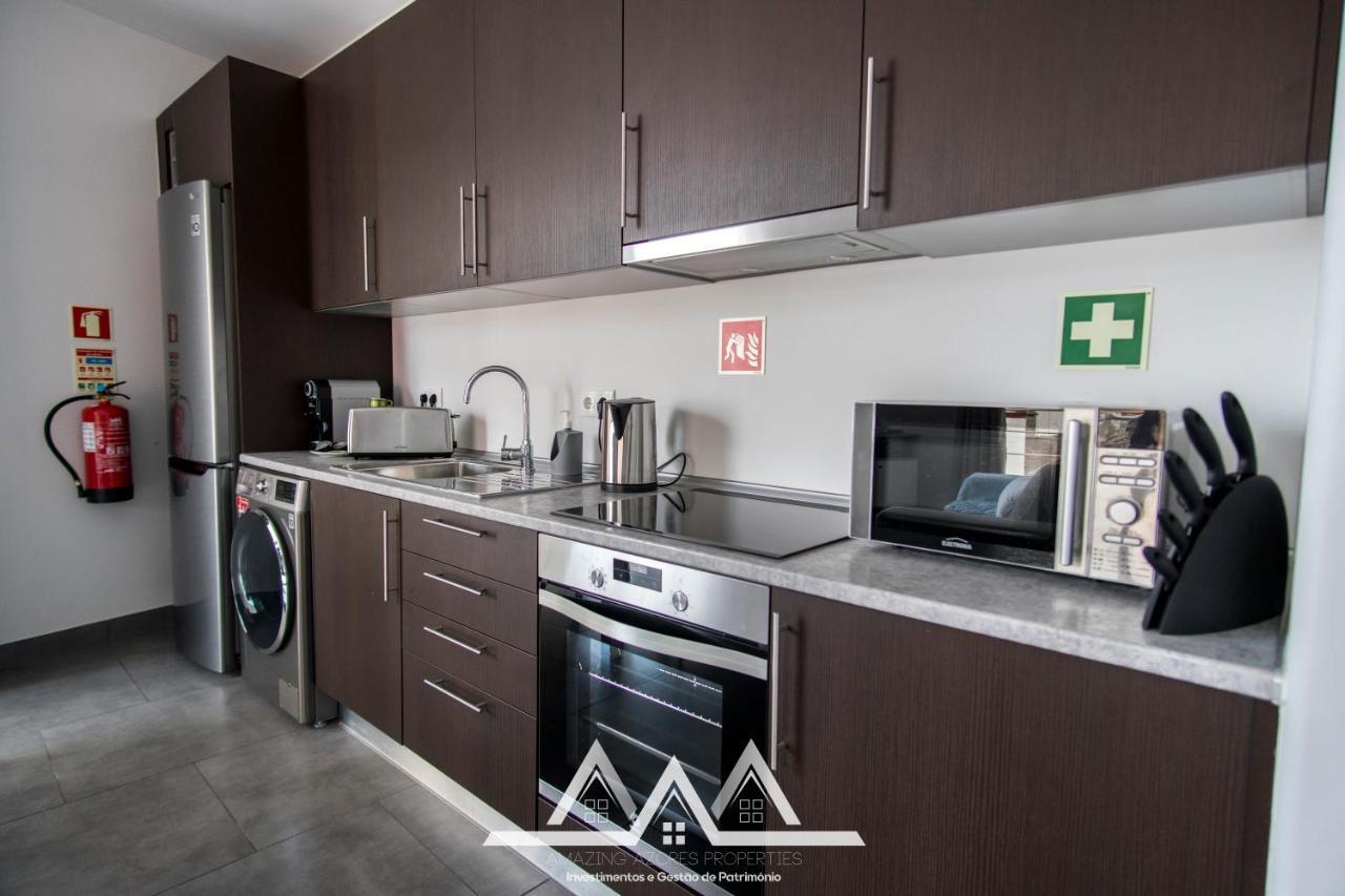 White House I Apartment Praia da Vitoria ภายนอก รูปภาพ