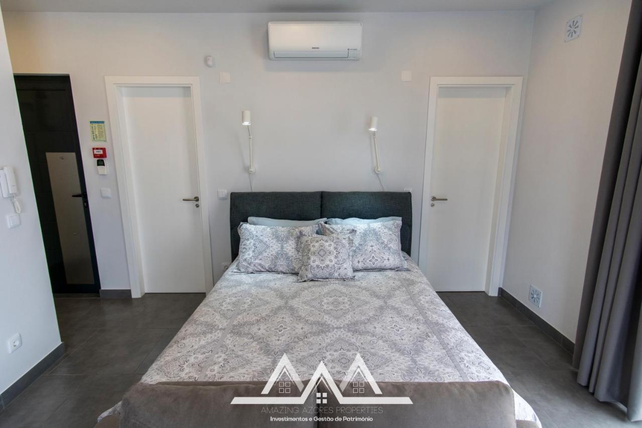 White House I Apartment Praia da Vitoria ภายนอก รูปภาพ