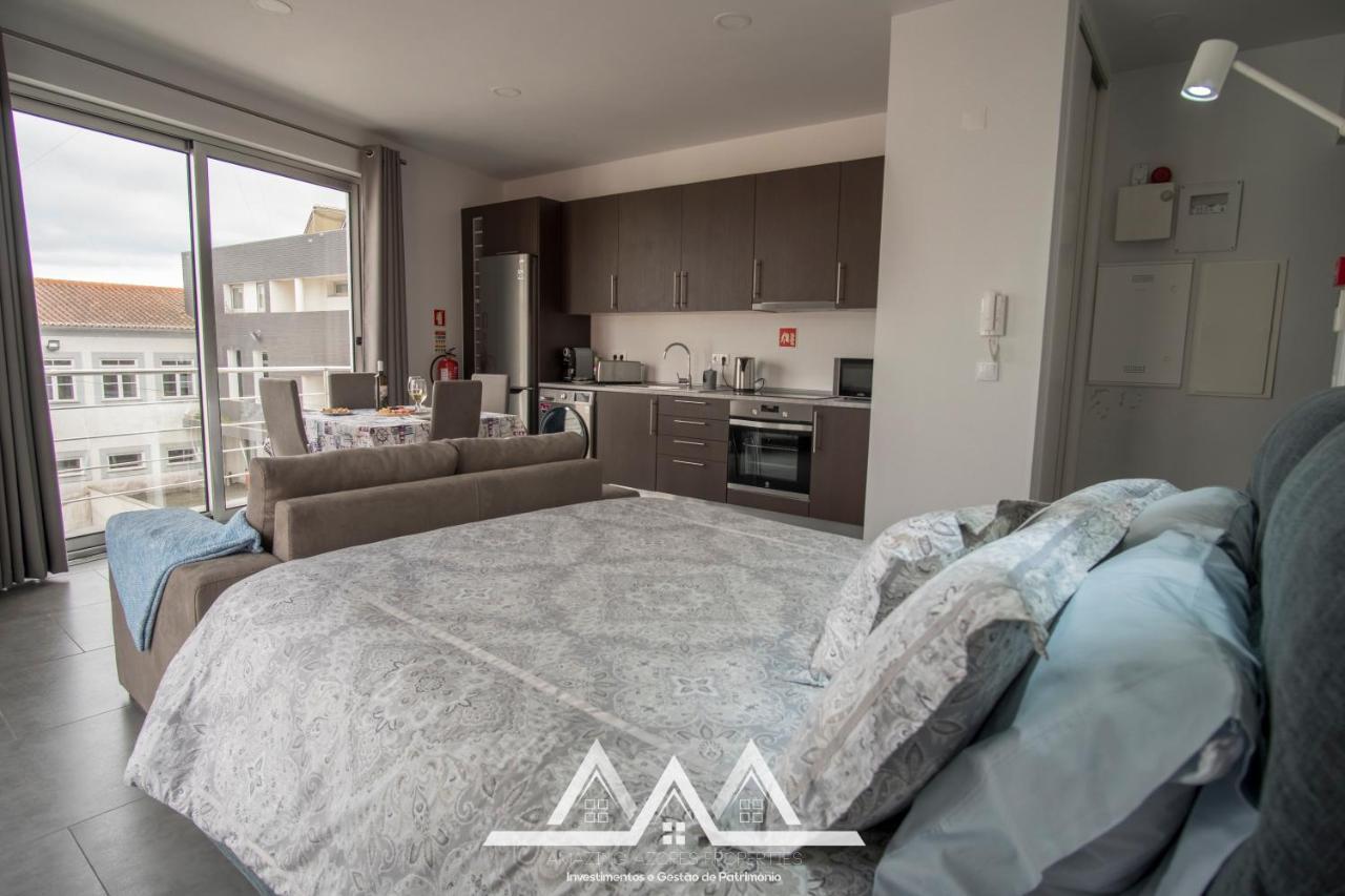 White House I Apartment Praia da Vitoria ภายนอก รูปภาพ